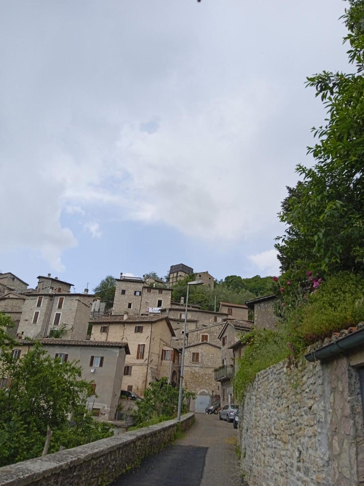 Appartamento Storico A Valle San Martino Di Spoleto Eksteriør billede