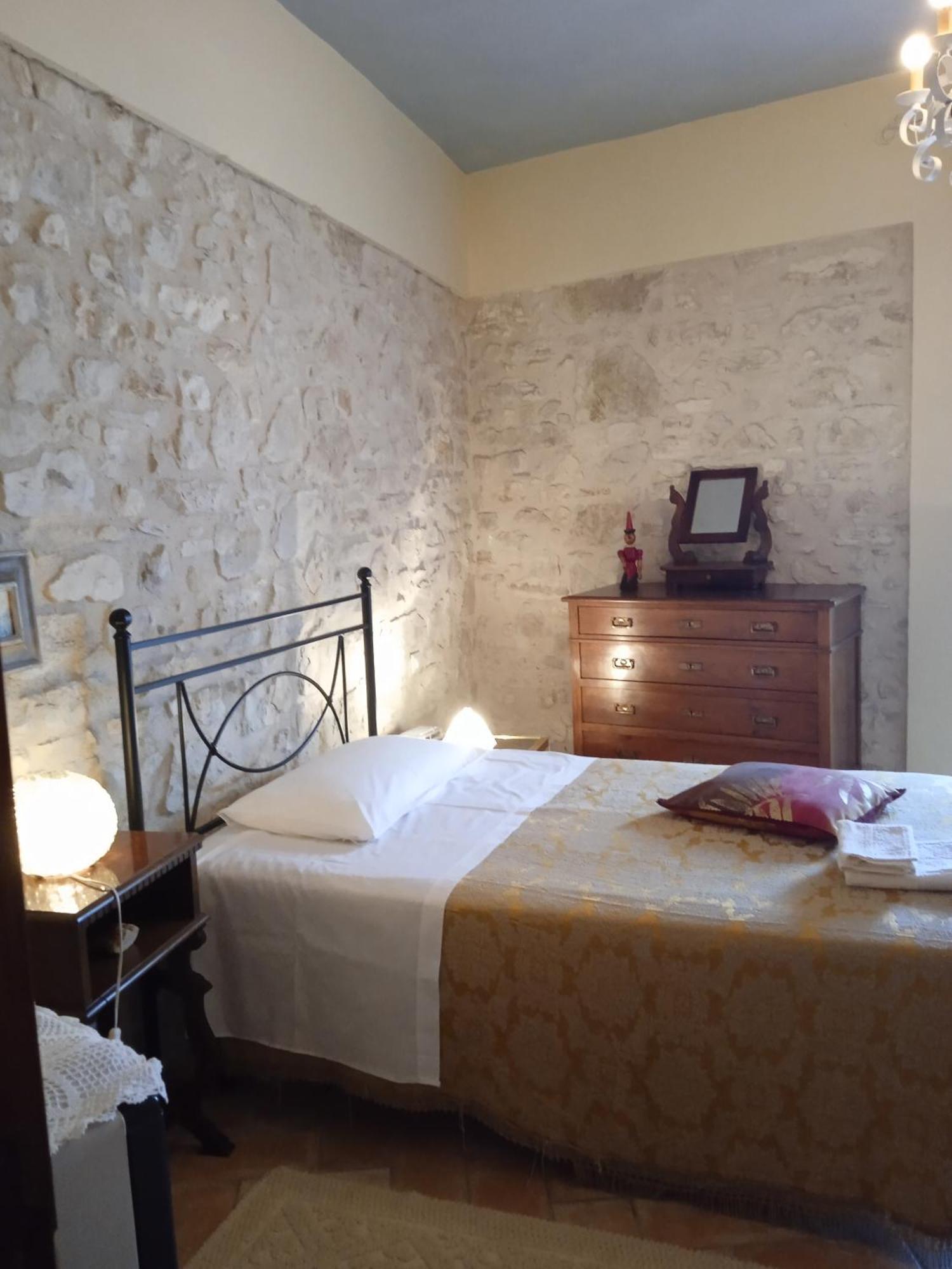 Appartamento Storico A Valle San Martino Di Spoleto Eksteriør billede