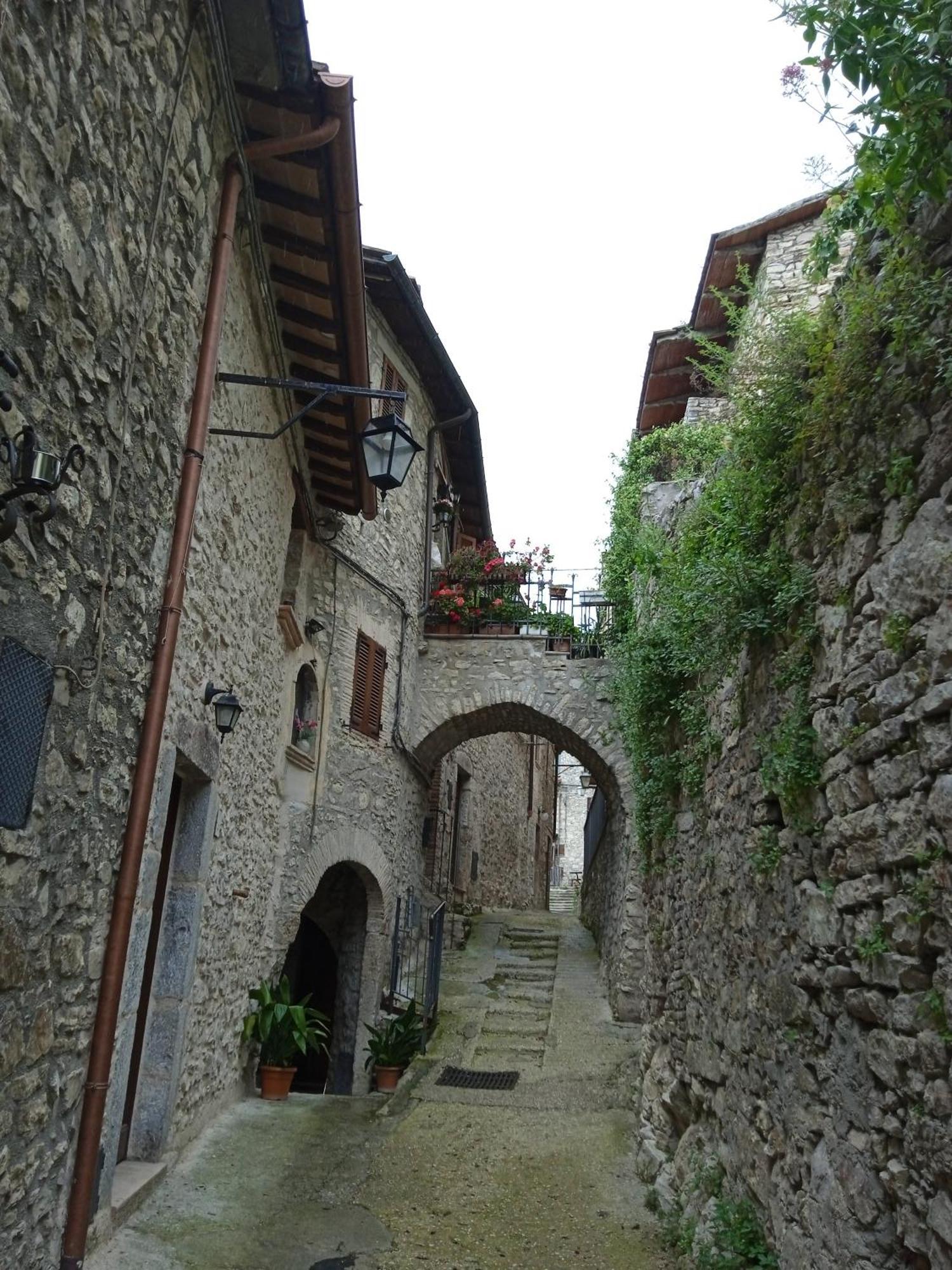 Appartamento Storico A Valle San Martino Di Spoleto Eksteriør billede
