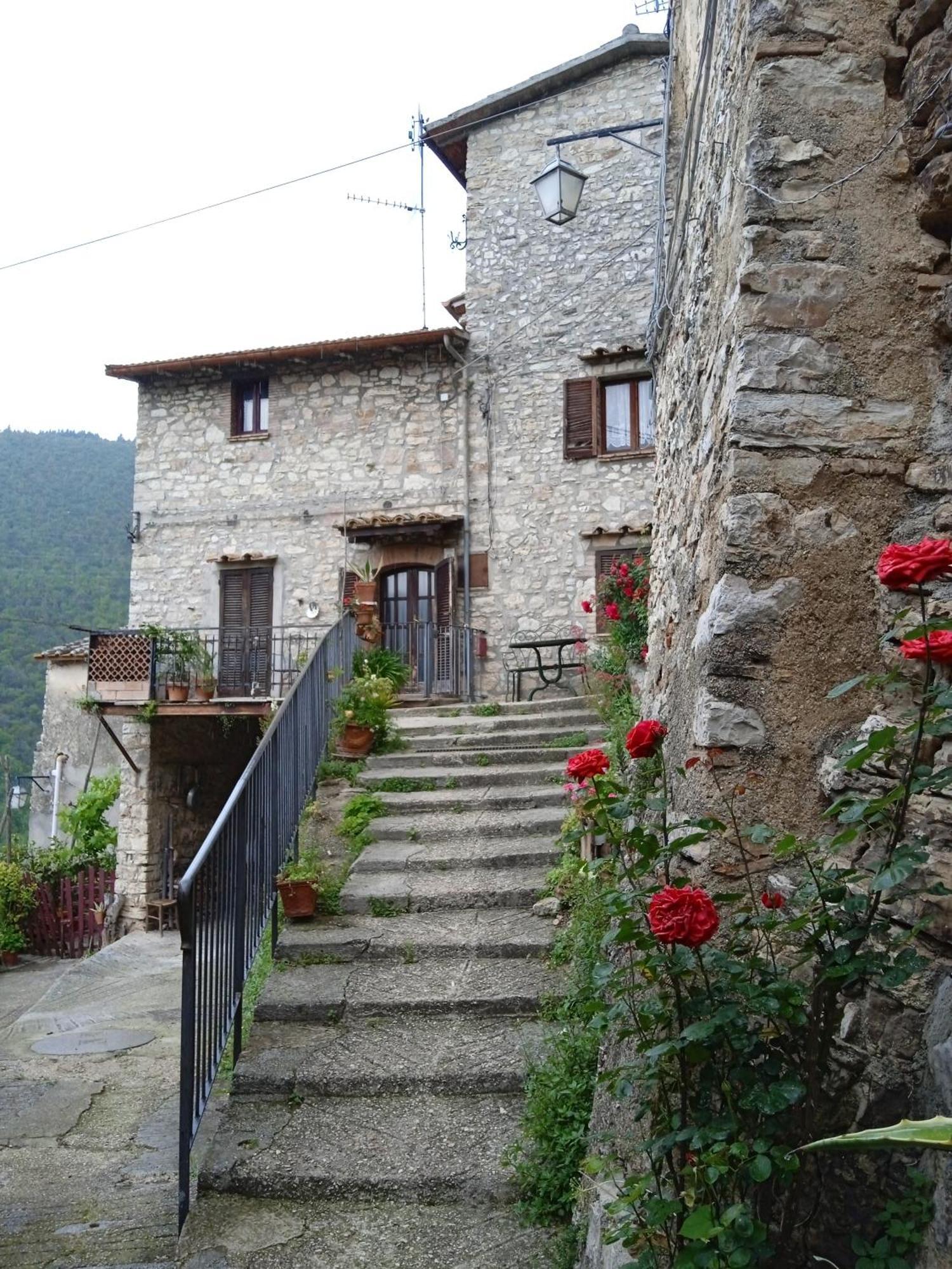 Appartamento Storico A Valle San Martino Di Spoleto Eksteriør billede
